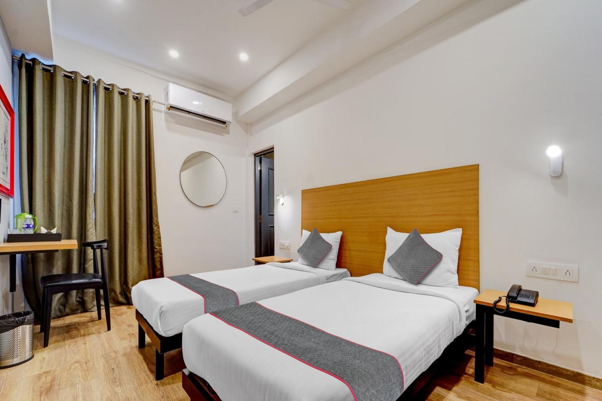 Super Townhouse Four Season Hotel Coimbatore Exterior photo