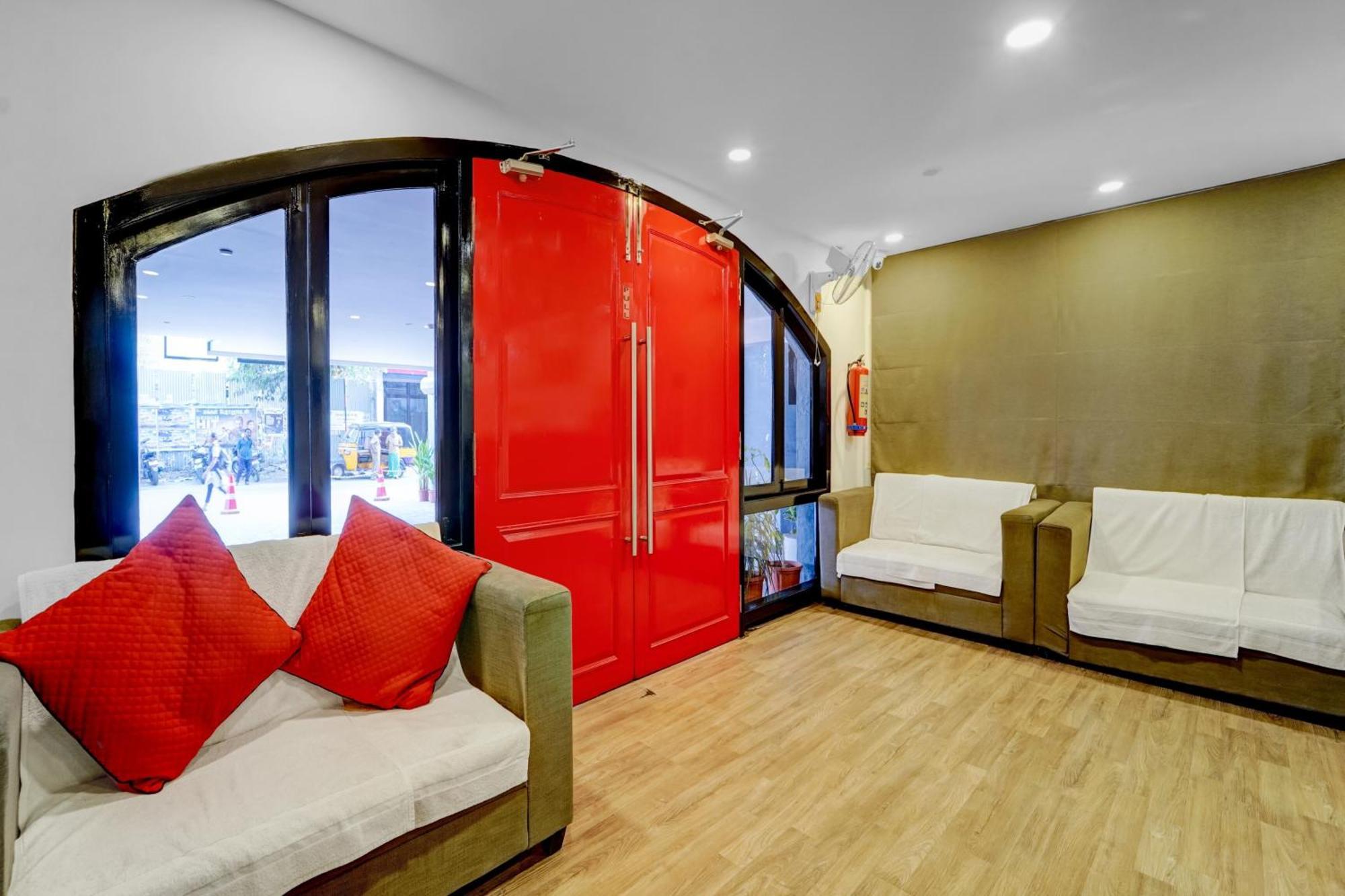 Super Townhouse Four Season Hotel Coimbatore Exterior photo
